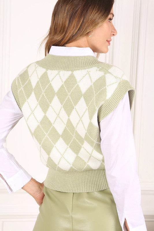 Lilou Knitted Argyle V-Neck Sleeveless Stretch Sweater Vest - Rosa Apparel