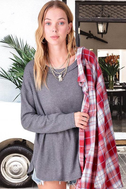 La Miel Bree Waffle Relaxed Raw Edge Boat Neck Sweater - Rosa Apparel