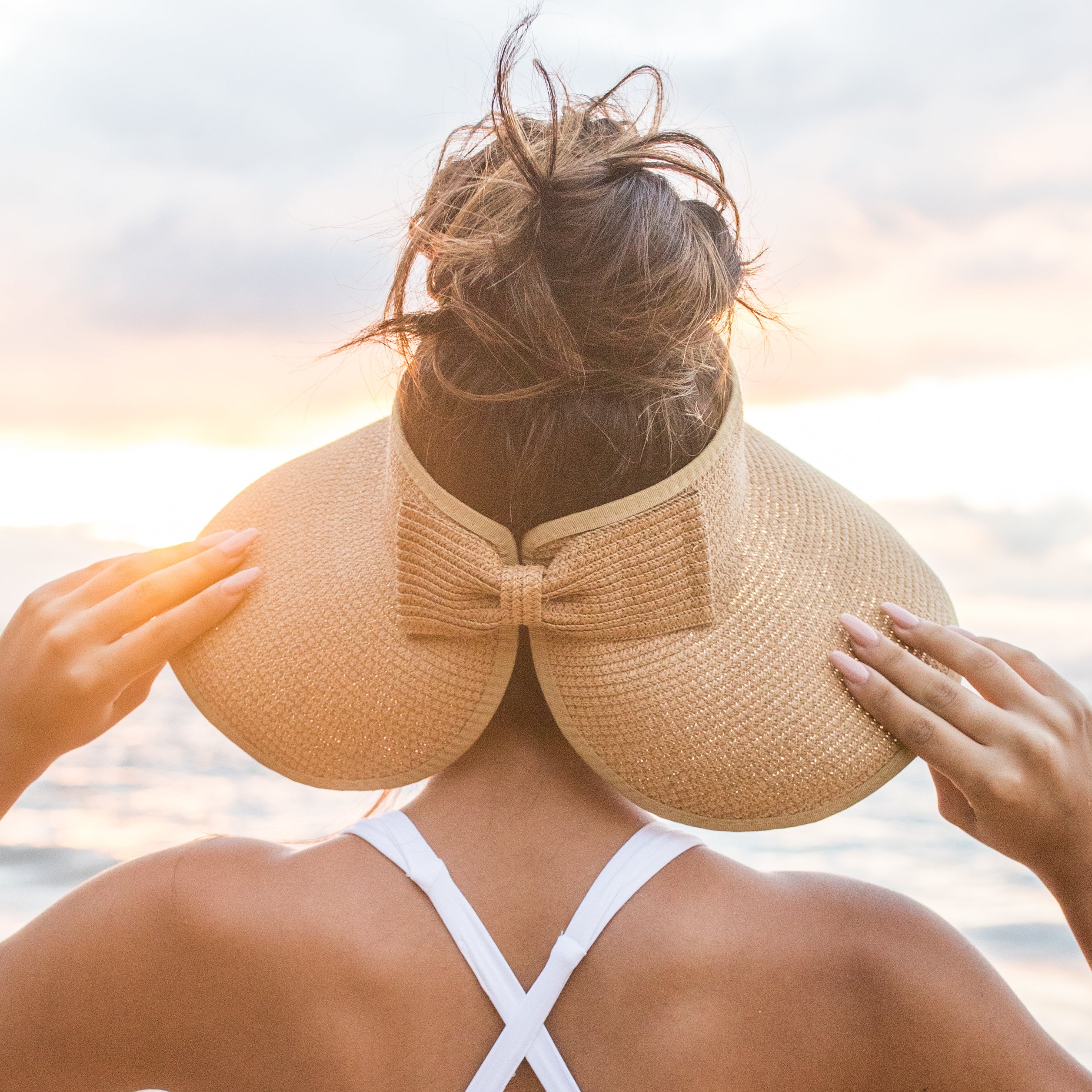 Aili’s Corner Foldable Wide Brim Straw Bow Visor Hat