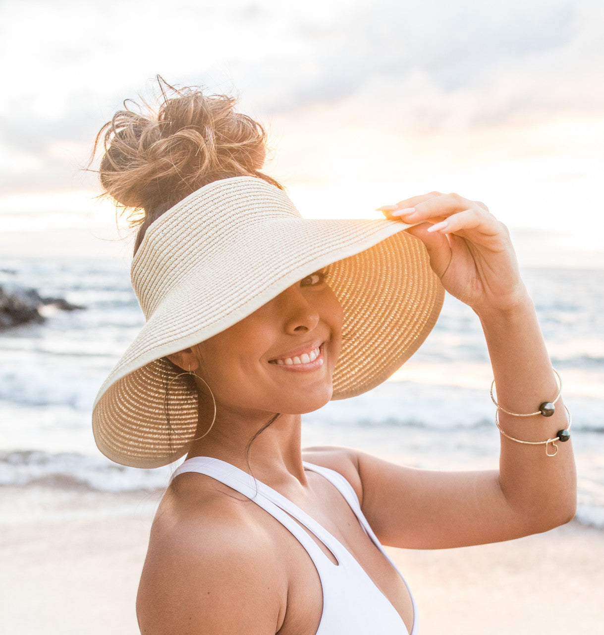 Aili’s Corner Foldable Wide Brim Straw Bow Visor Hat