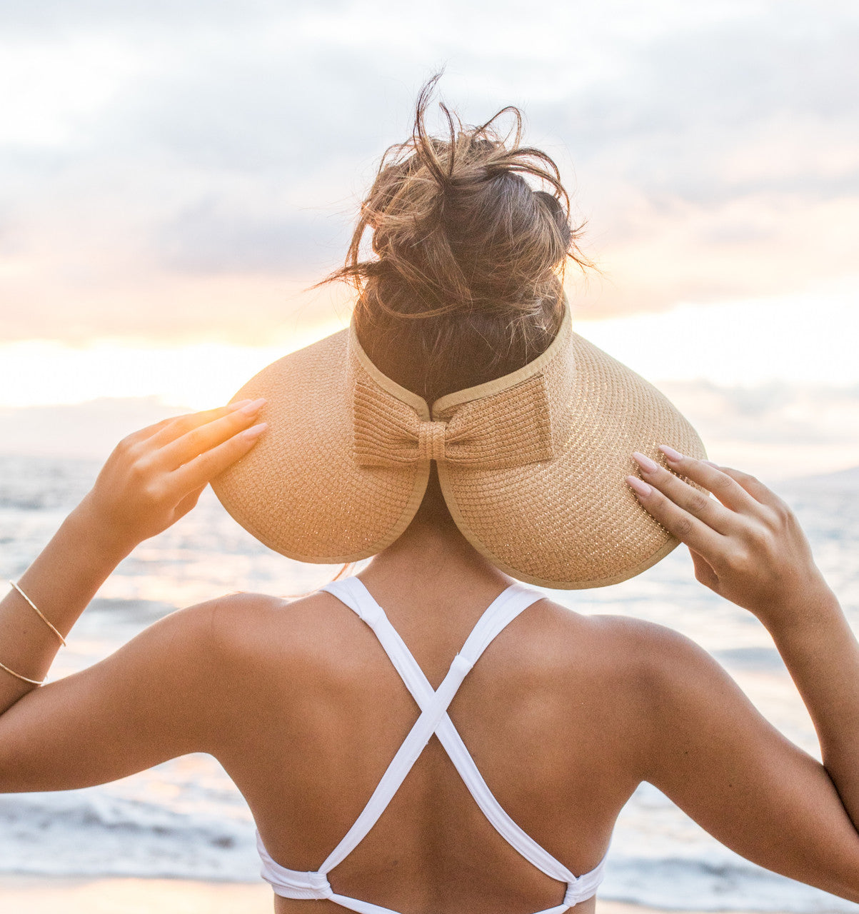 Aili’s Corner Foldable Wide Brim Straw Bow Visor Hat