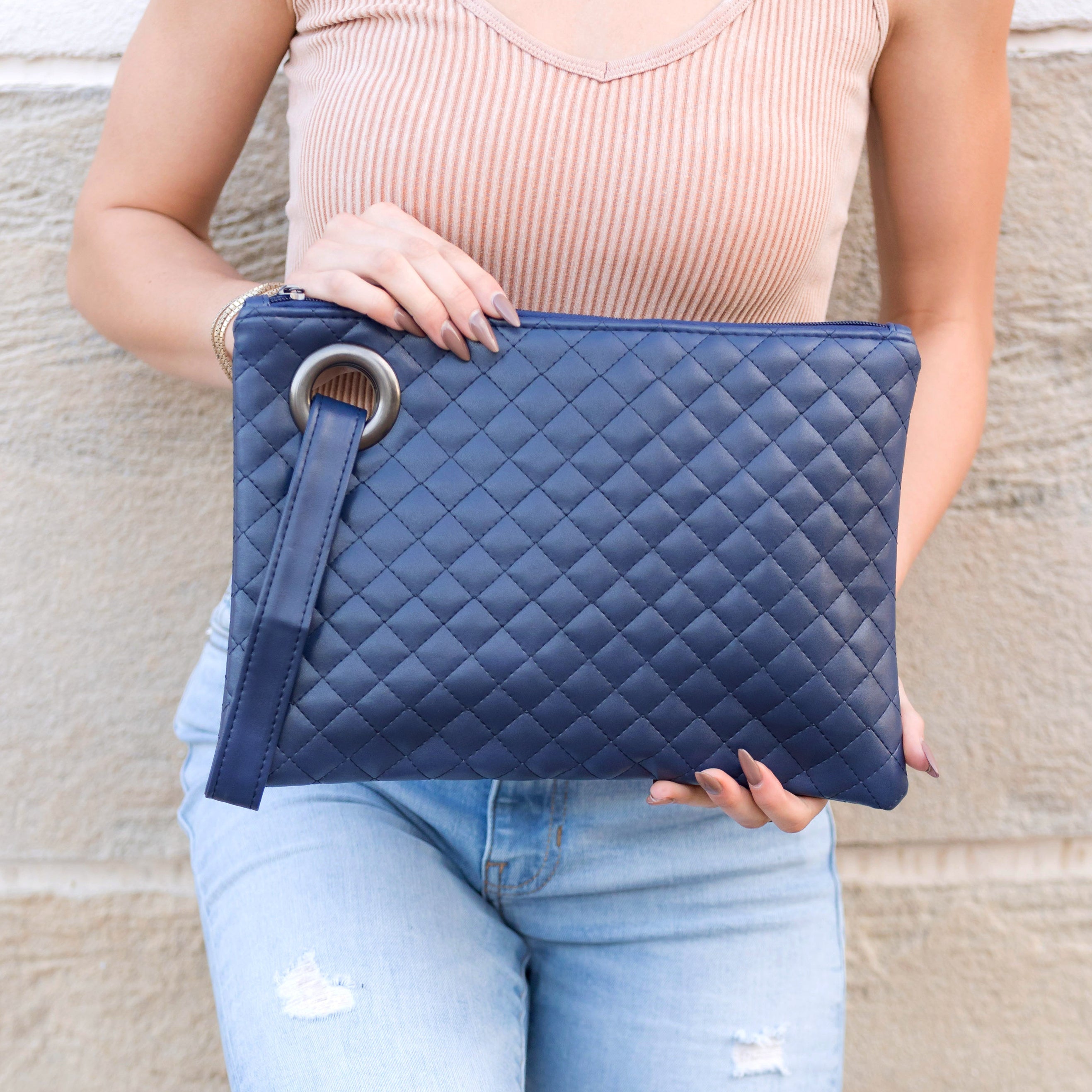 Aili’s Quilted Wristlet Clutch Vegan Leather Organizer Bag