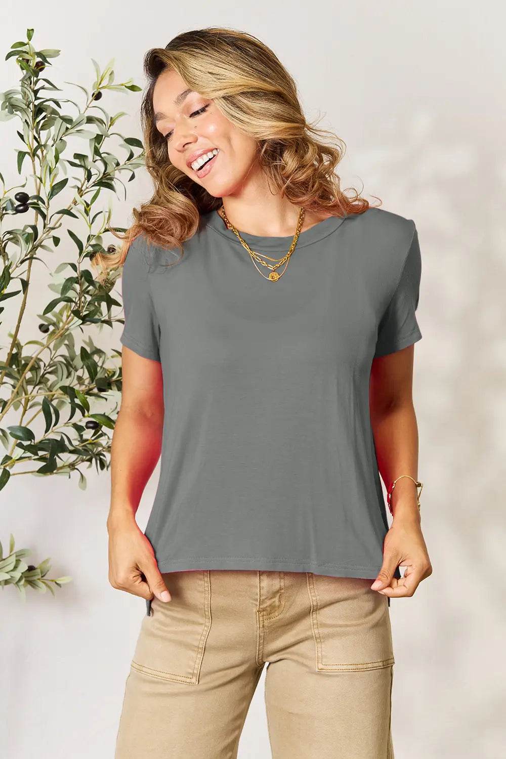 Basic Bae Full Size Round Neck Short Sleeve T-Shirt - Rosa Apparel