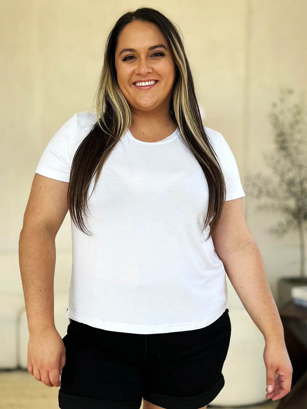 Basic Bae Full Size Round Neck Short Sleeve T-Shirt - Rosa Apparel