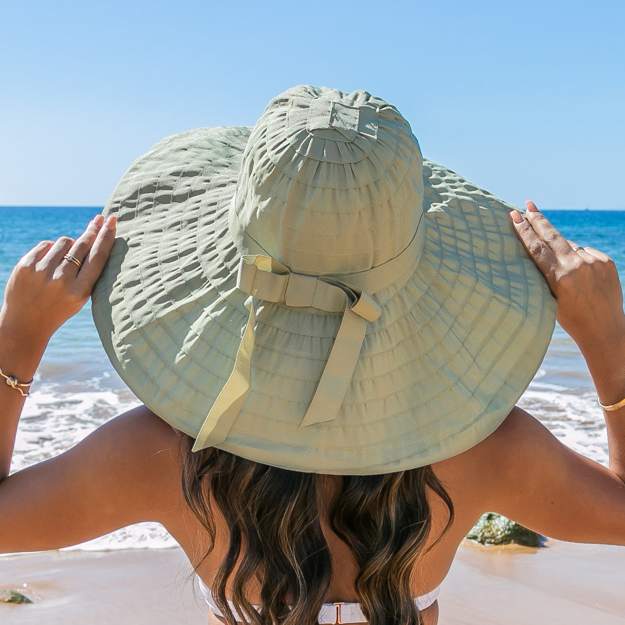 Aili’s Corner Classic Bow Wide Brim Sunhat