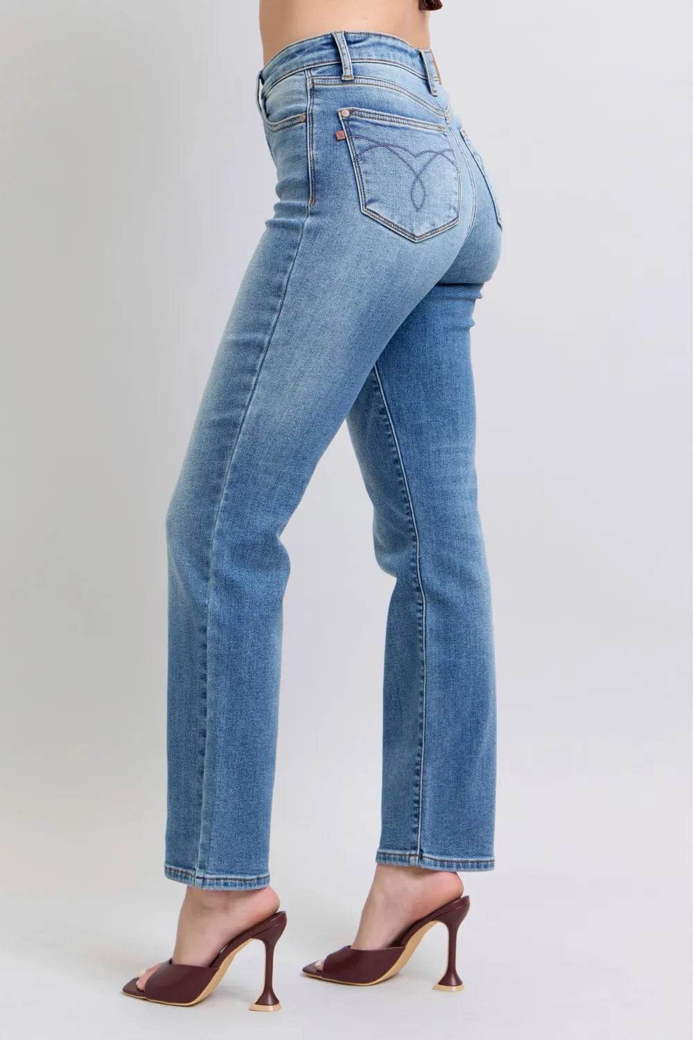 Judy Blue Full Size Vintage Wash Thermal Straight Jeans 82632 - Rosa Apparel