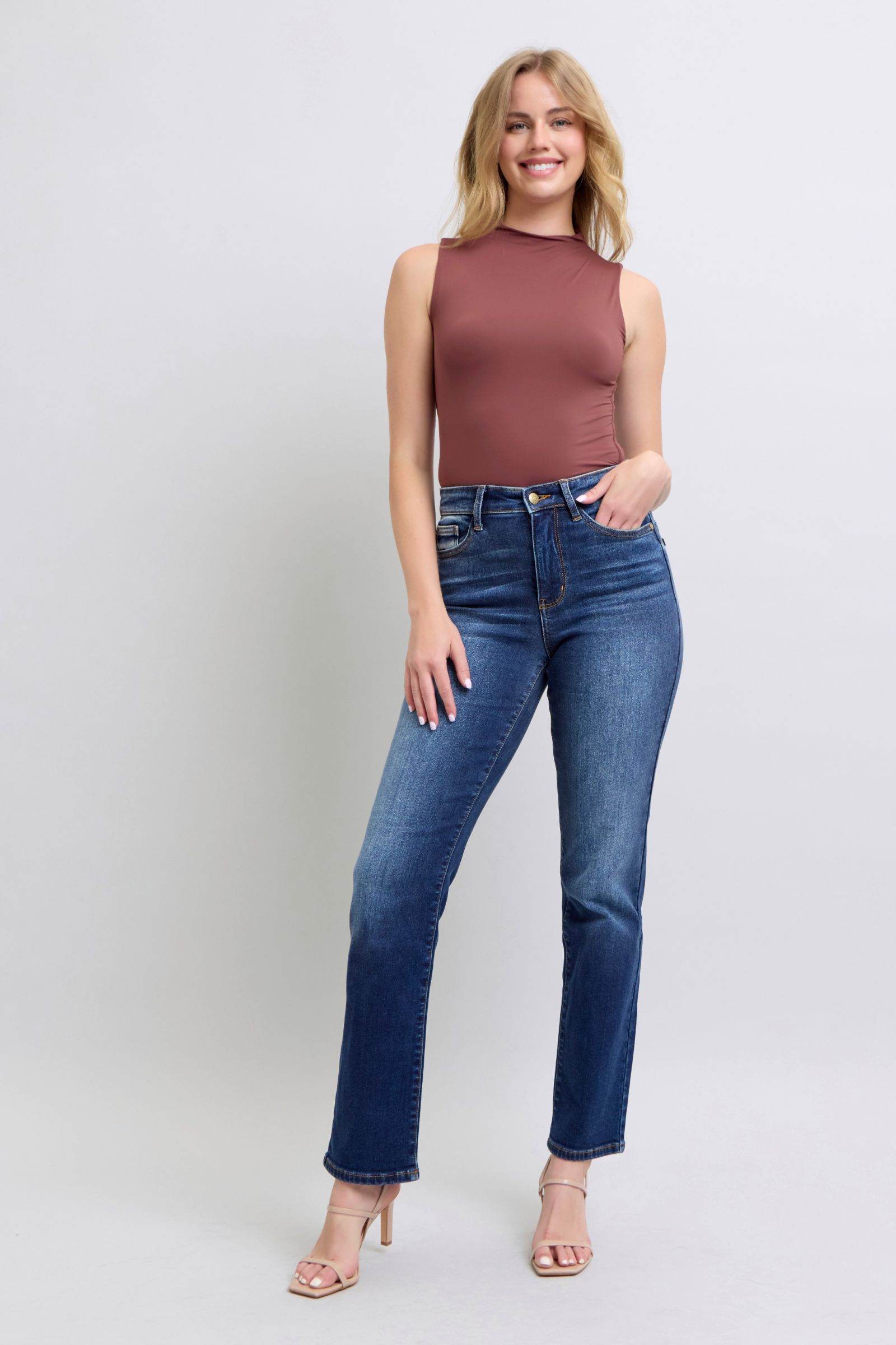 Judy Blue Full Size Washed Straight Leg Jeans with Pockets - Rosa Apparel