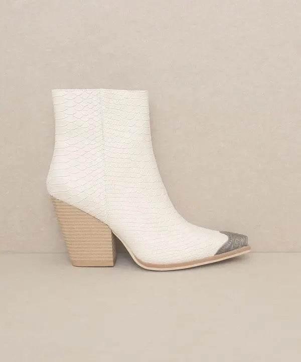 OASIS SOCIETY Zion - Bootie with Etched Metal Toe - Rosa Apparel