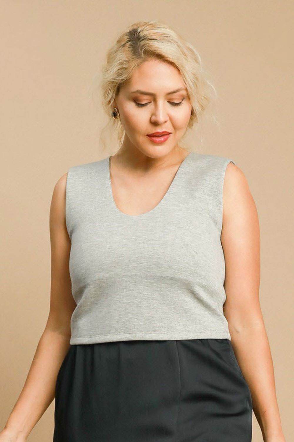 Umgee Full Size Scoop Neck Cropped Tank Plus Size - Rosa Apparel